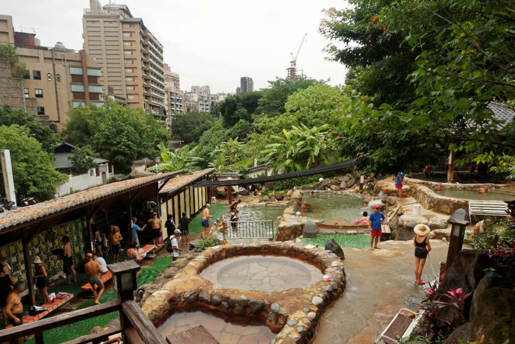 A typical day at Beitou hot springs